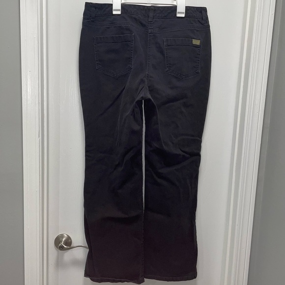 Dana Buchman Signature Bootcut Jeans Black Denim Mid Rise - Picture 3 of 6